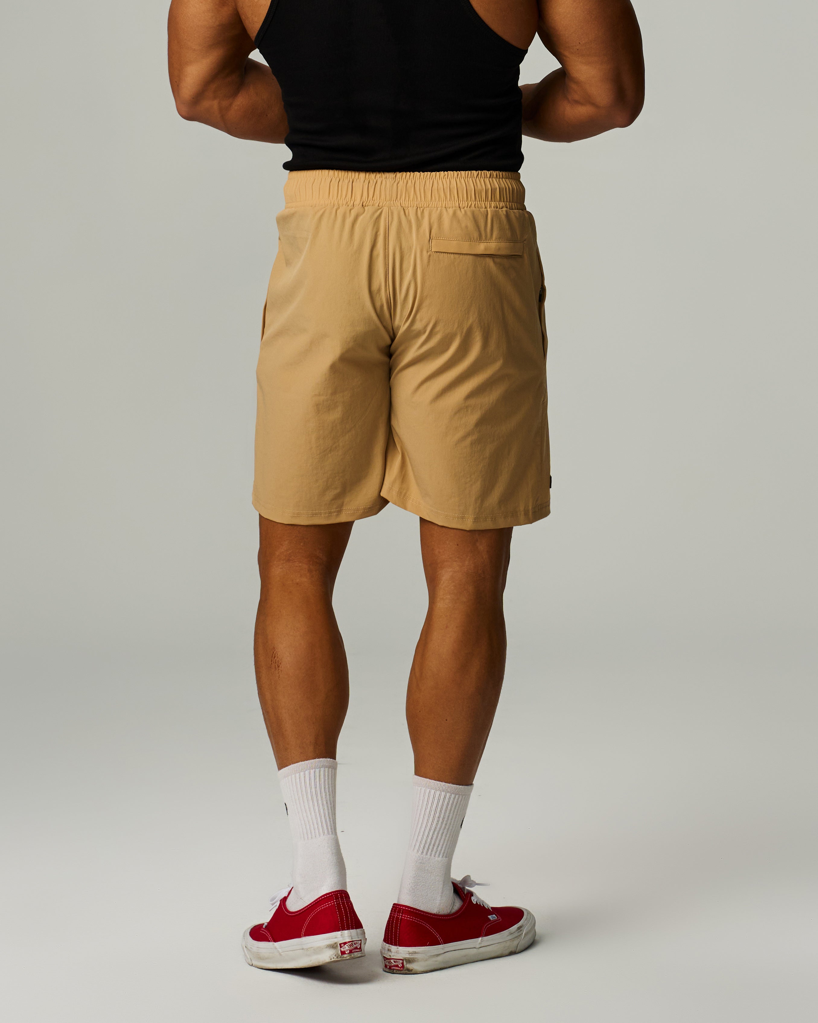 color_Light Khaki