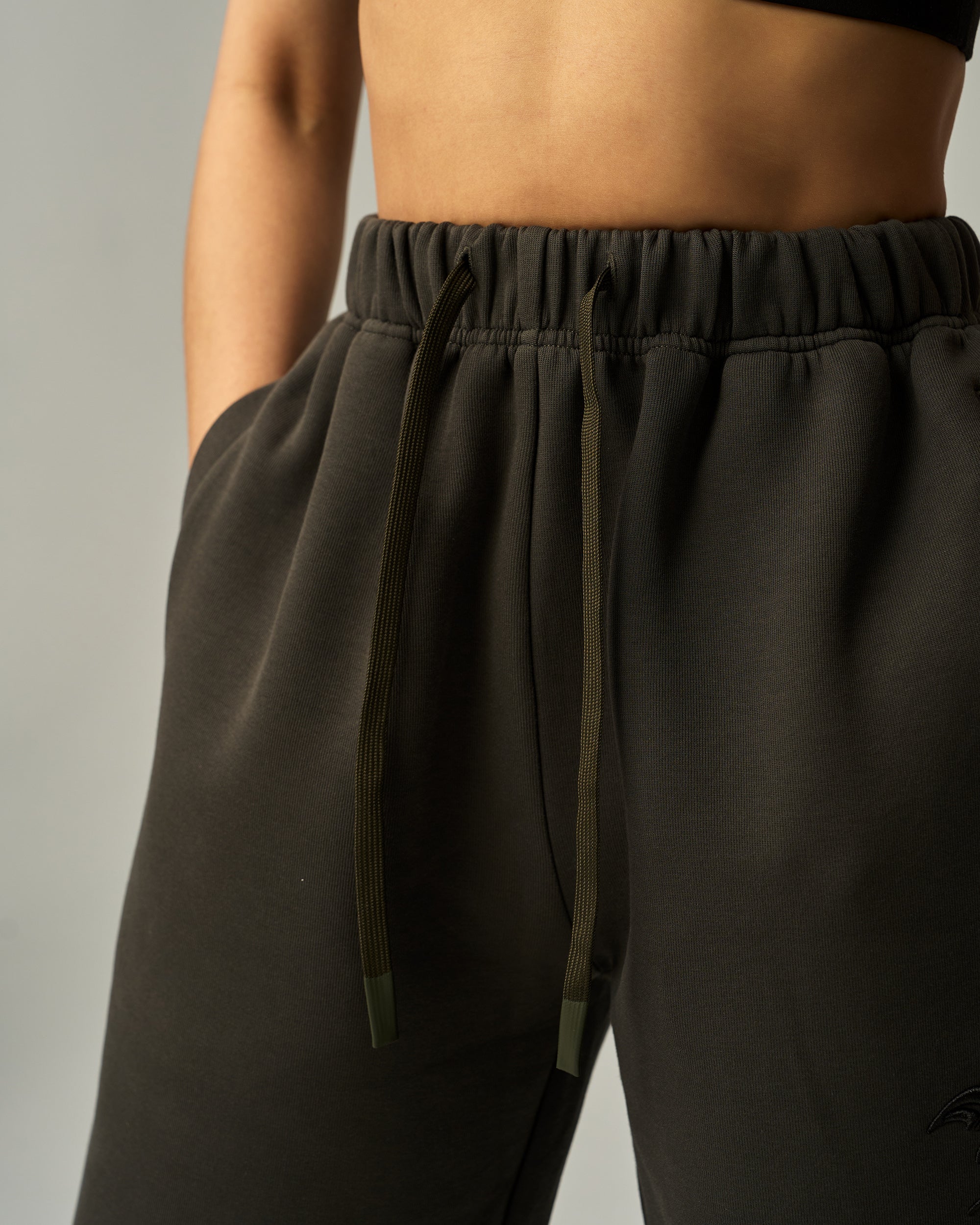 color_Dark Grey
