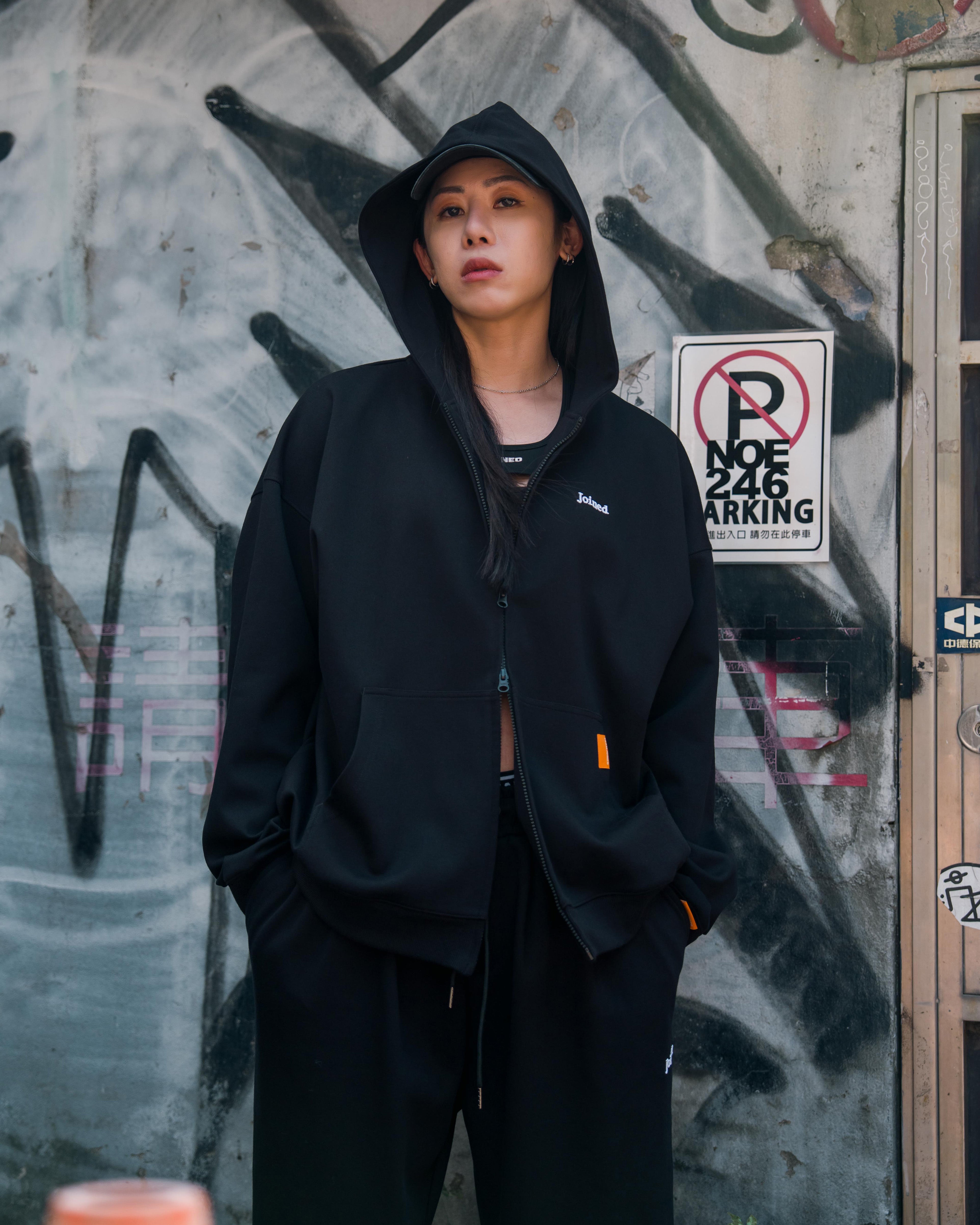 color_Black