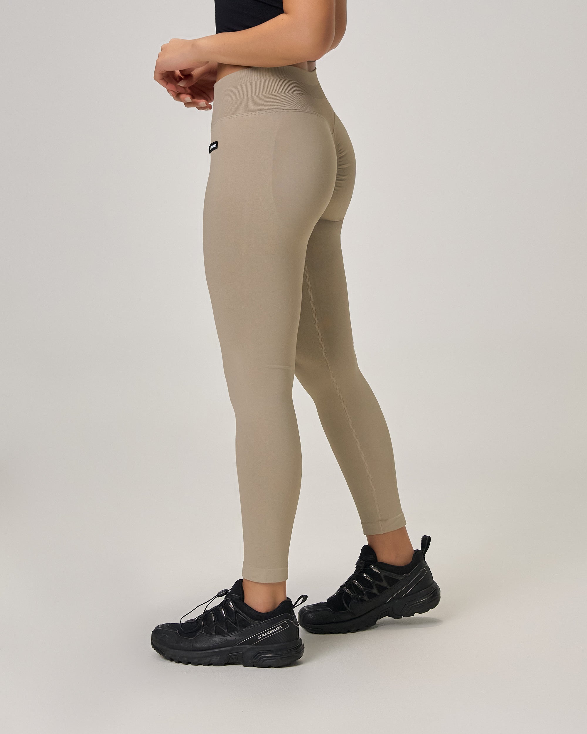 color_Ivory